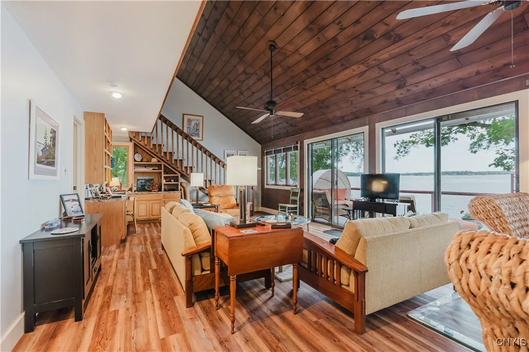 Living room interior with cathedral ceilings