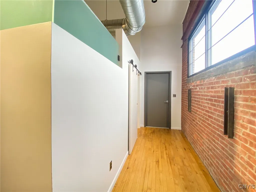 412 Main Street, Utica, New York 13501, Utica, New York 13501, 2 Bedrooms Bedrooms, 5 Rooms Rooms,1 BathroomBathrooms,Residential Lease,For Rent,412 Main Street, Utica, New York 13501,S1632830