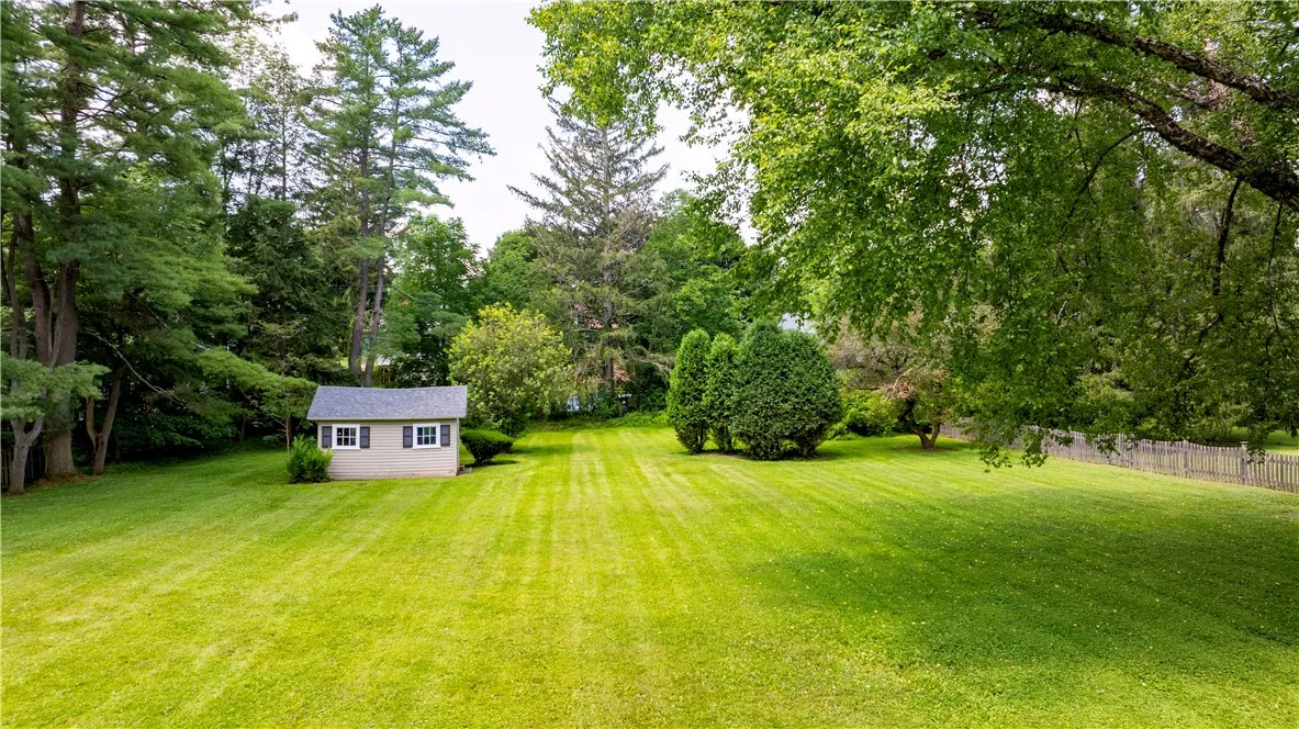 123 North Broad Street, Norwich, New York 13815, Norwich, New York 13815, 7 Bedrooms Bedrooms, 15 Rooms Rooms,5 BathroomsBathrooms,Residential,For Sale,123 North Broad Street, Norwich, New York 13815,0,R1626764