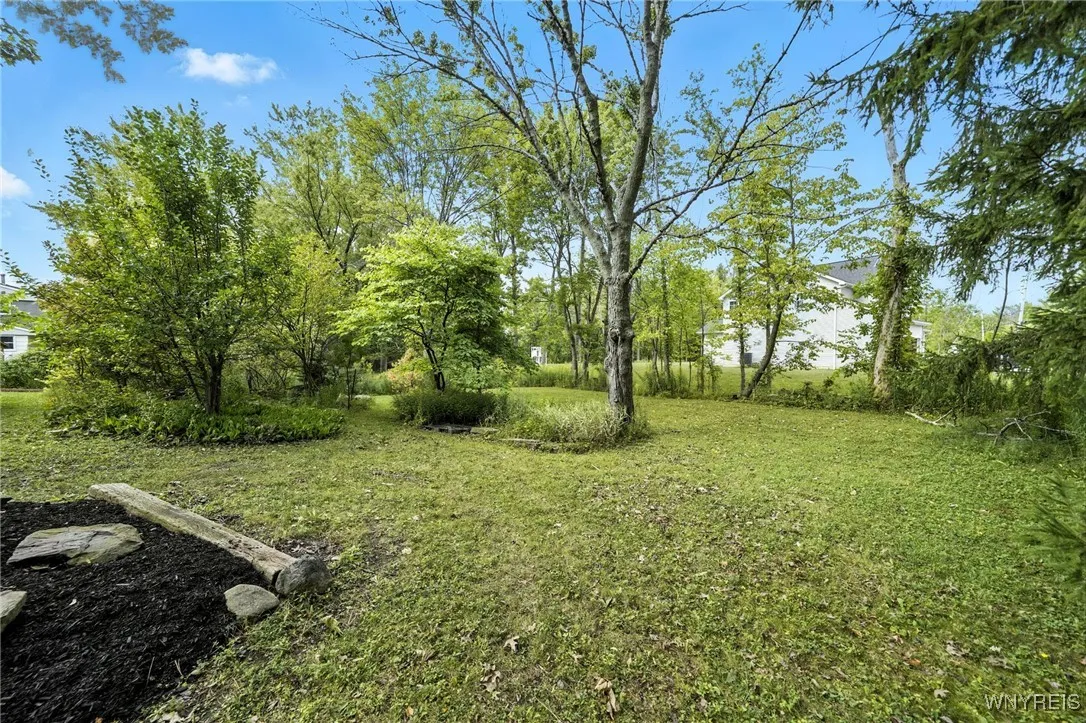 4968 Best Street, Hamburg, New York 14075, Hamburg, New York 14075, 3 Bedrooms Bedrooms, 6 Rooms Rooms,2 BathroomsBathrooms,Residential,For Sale,4968 Best Street, Hamburg, New York 14075,B1632811