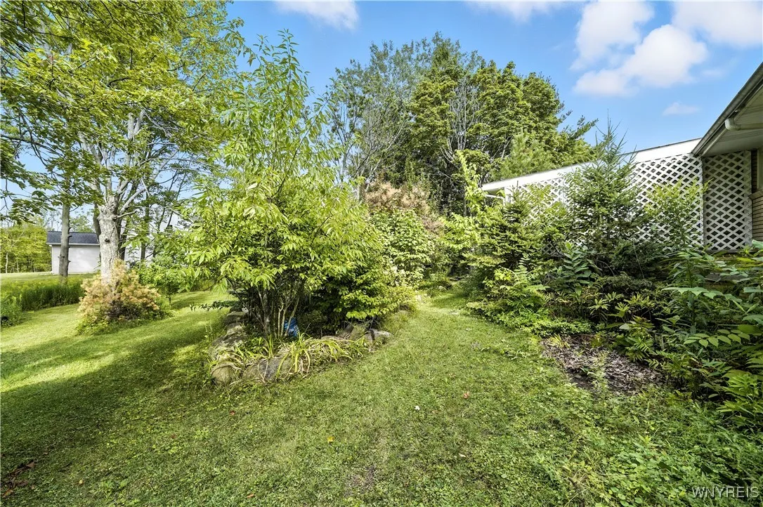 4968 Best Street, Hamburg, New York 14075, Hamburg, New York 14075, 3 Bedrooms Bedrooms, 6 Rooms Rooms,2 BathroomsBathrooms,Residential,For Sale,4968 Best Street, Hamburg, New York 14075,B1632811