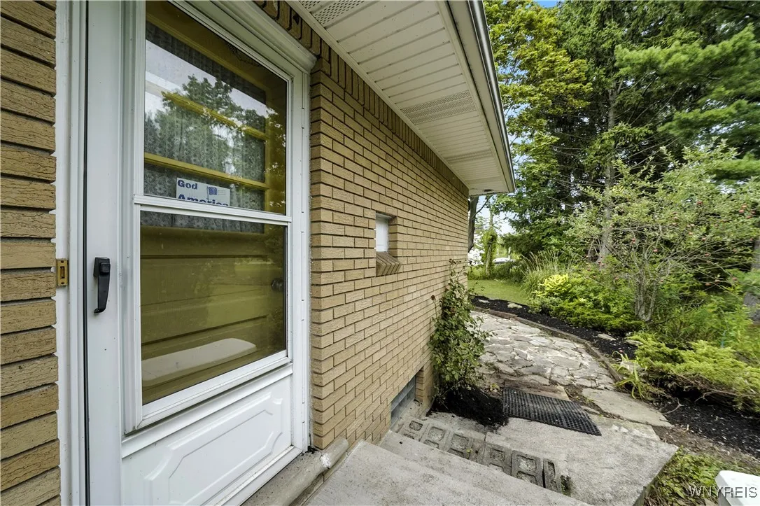 4968 Best Street, Hamburg, New York 14075, Hamburg, New York 14075, 3 Bedrooms Bedrooms, 6 Rooms Rooms,2 BathroomsBathrooms,Residential,For Sale,4968 Best Street, Hamburg, New York 14075,B1632811