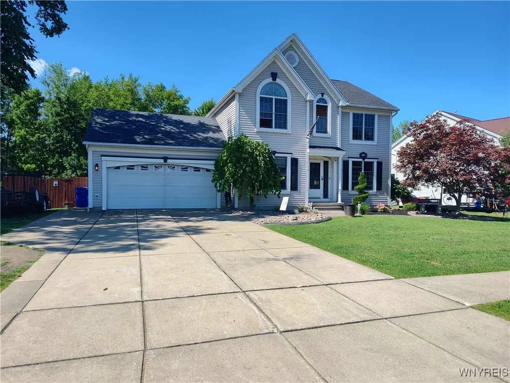 3487 Creekview Drive, Hamburg, New York 14075, Hamburg, New York 14075, 4 Bedrooms Bedrooms, 8 Rooms Rooms,2 BathroomsBathrooms,Residential,Closed,3487 Creekview Drive, Hamburg, New York 14075,0,B1632671