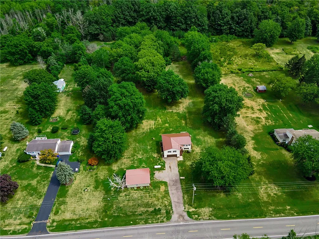 1437 Hosmer Road, Somerset, New York 14012, Somerset, New York 14012, 4 Bedrooms Bedrooms, 8 Rooms Rooms,2 BathroomsBathrooms,Residential,For Sale,1437 Hosmer Road, Somerset, New York 14012,R1632681