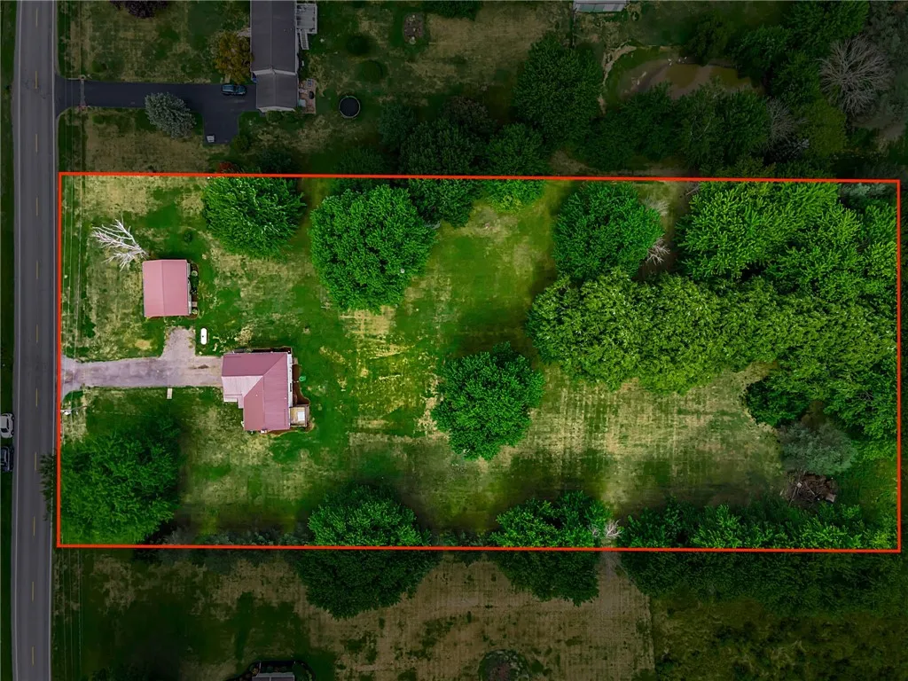 lot lines 2.4 acres