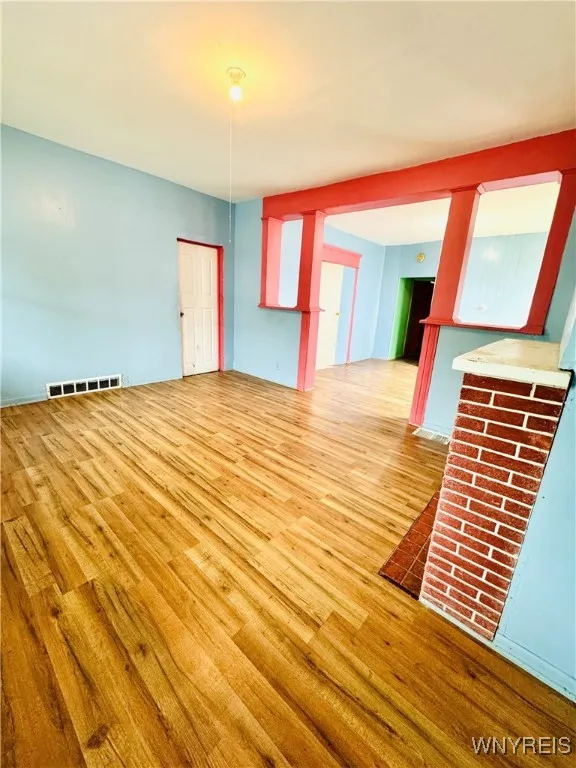 285 Winslow Avenue, Buffalo, New York 14211, Buffalo, New York 14211, 6 Bedrooms Bedrooms, ,2 BathroomsBathrooms,Residential,For Sale,285 Winslow Avenue, Buffalo, New York 14211,B1632758