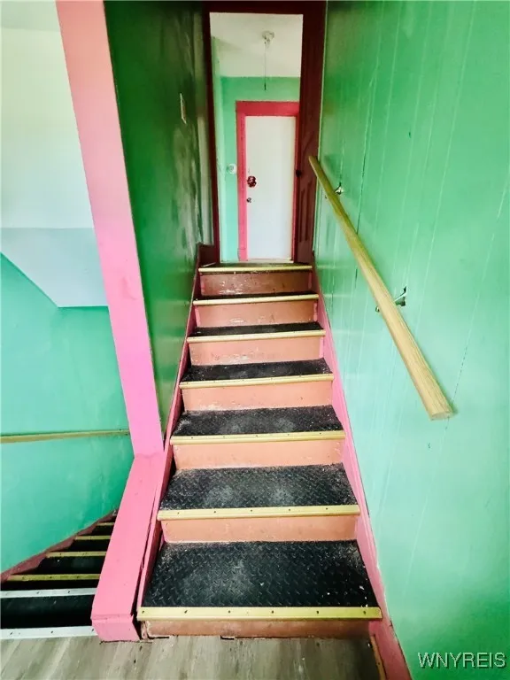 285 Winslow Avenue, Buffalo, New York 14211, Buffalo, New York 14211, 6 Bedrooms Bedrooms, ,2 BathroomsBathrooms,Residential,For Sale,285 Winslow Avenue, Buffalo, New York 14211,B1632758