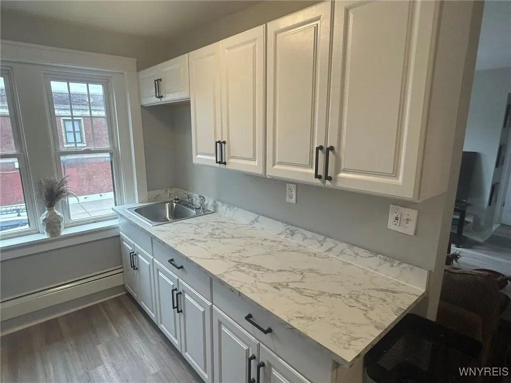 1225 Hertel Avenue 3, Buffalo, New York 14216, Buffalo, New York 14216, 1 Bedroom Bedrooms, 4 Rooms Rooms,1 BathroomBathrooms,Residential Lease,For Rent,1225 Hertel Avenue 3, Buffalo, New York 14216,0,B1632636