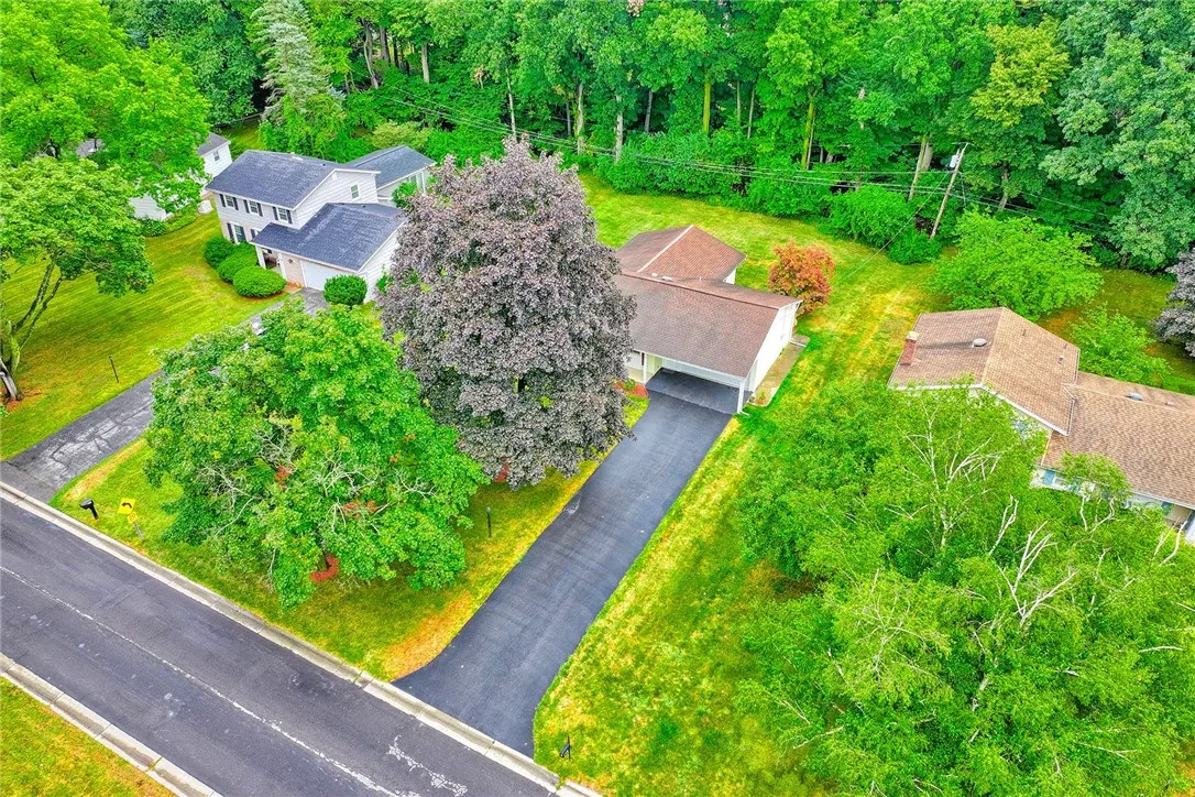 21 Red Bud Road, Chili, New York 14624, Chili, New York 14624, 3 Bedrooms Bedrooms, 7 Rooms Rooms,1 BathroomBathrooms,Residential,For Sale,21 Red Bud Road, Chili, New York 14624,R1632663