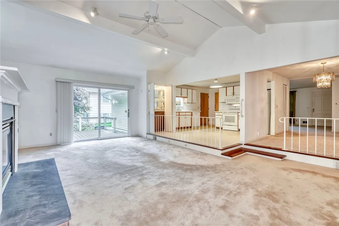 21 Red Bud Road, Chili, New York 14624, Chili, New York 14624, 3 Bedrooms Bedrooms, 7 Rooms Rooms,1 BathroomBathrooms,Residential,For Sale,21 Red Bud Road, Chili, New York 14624,R1632663