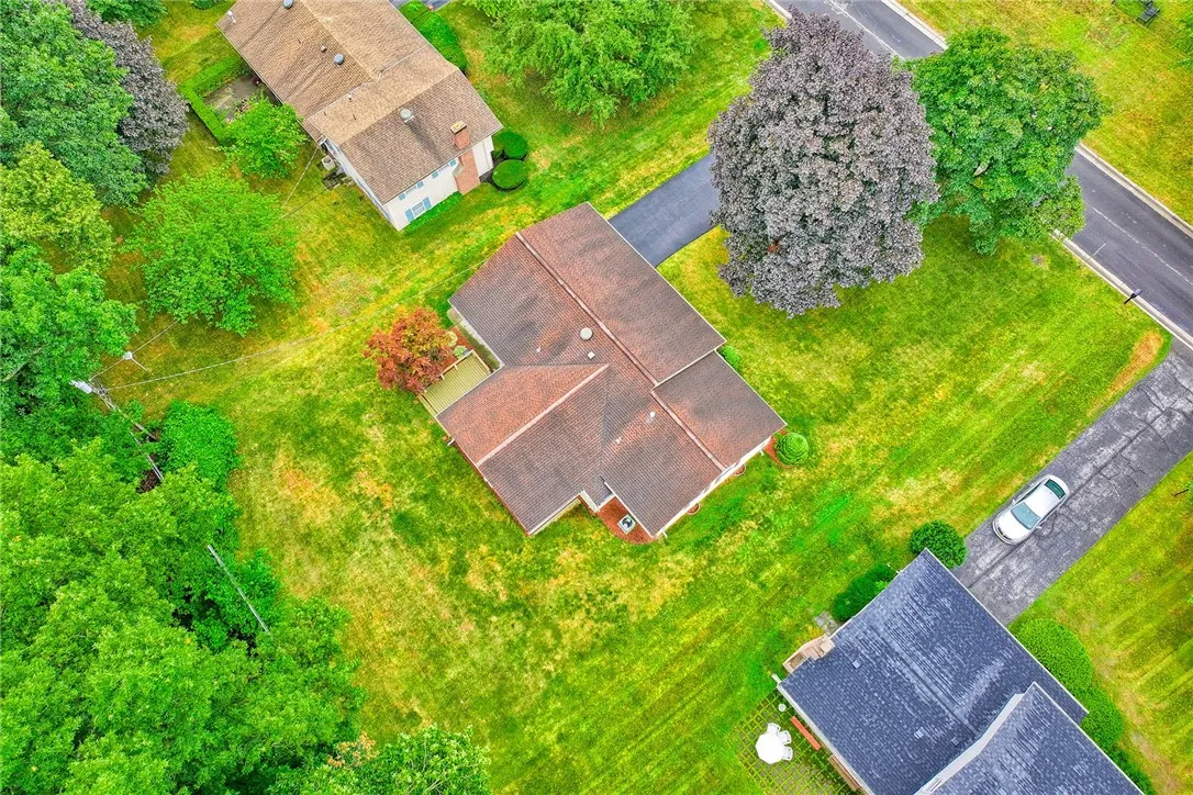 21 Red Bud Road, Chili, New York 14624, Chili, New York 14624, 3 Bedrooms Bedrooms, 7 Rooms Rooms,1 BathroomBathrooms,Residential,For Sale,21 Red Bud Road, Chili, New York 14624,R1632663