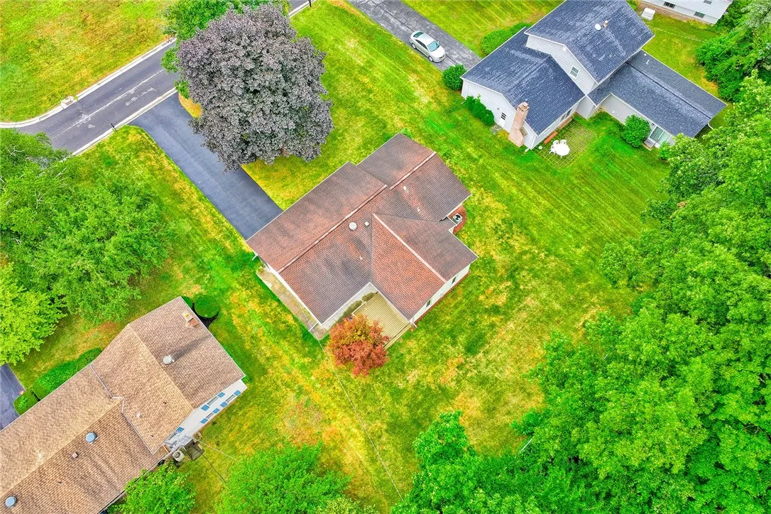21 Red Bud Road, Chili, New York 14624, Chili, New York 14624, 3 Bedrooms Bedrooms, 7 Rooms Rooms,1 BathroomBathrooms,Residential,For Sale,21 Red Bud Road, Chili, New York 14624,R1632663