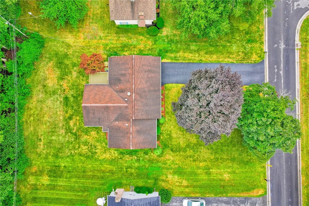 21 Red Bud Road, Chili, New York 14624, Chili, New York 14624, 3 Bedrooms Bedrooms, 7 Rooms Rooms,1 BathroomBathrooms,Residential,Closed,21 Red Bud Road, Chili, New York 14624,0,R1632663