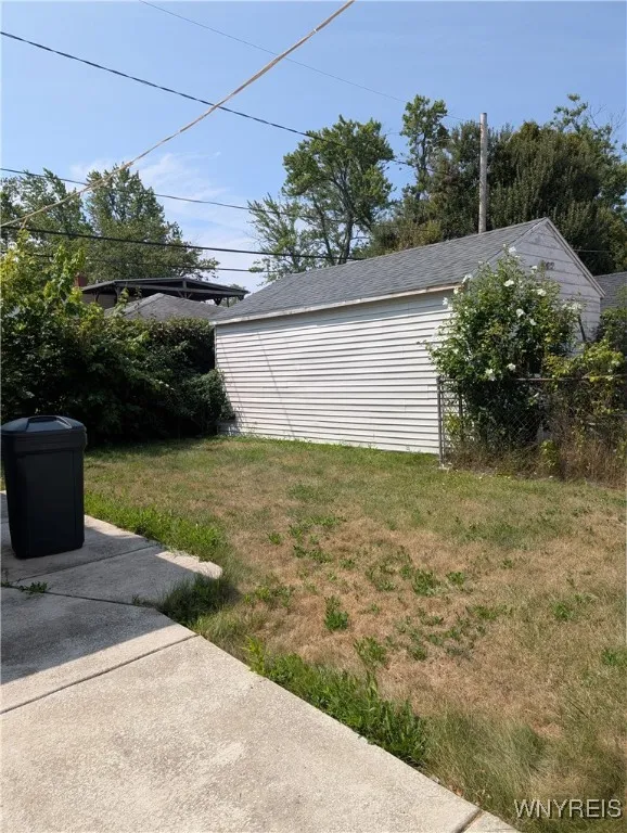 197 Hastings Avenue, Buffalo, New York 14215, Buffalo, New York 14215, 3 Bedrooms Bedrooms, ,2 BathroomsBathrooms,Residential,For Sale,197 Hastings Avenue, Buffalo, New York 14215,B1632850