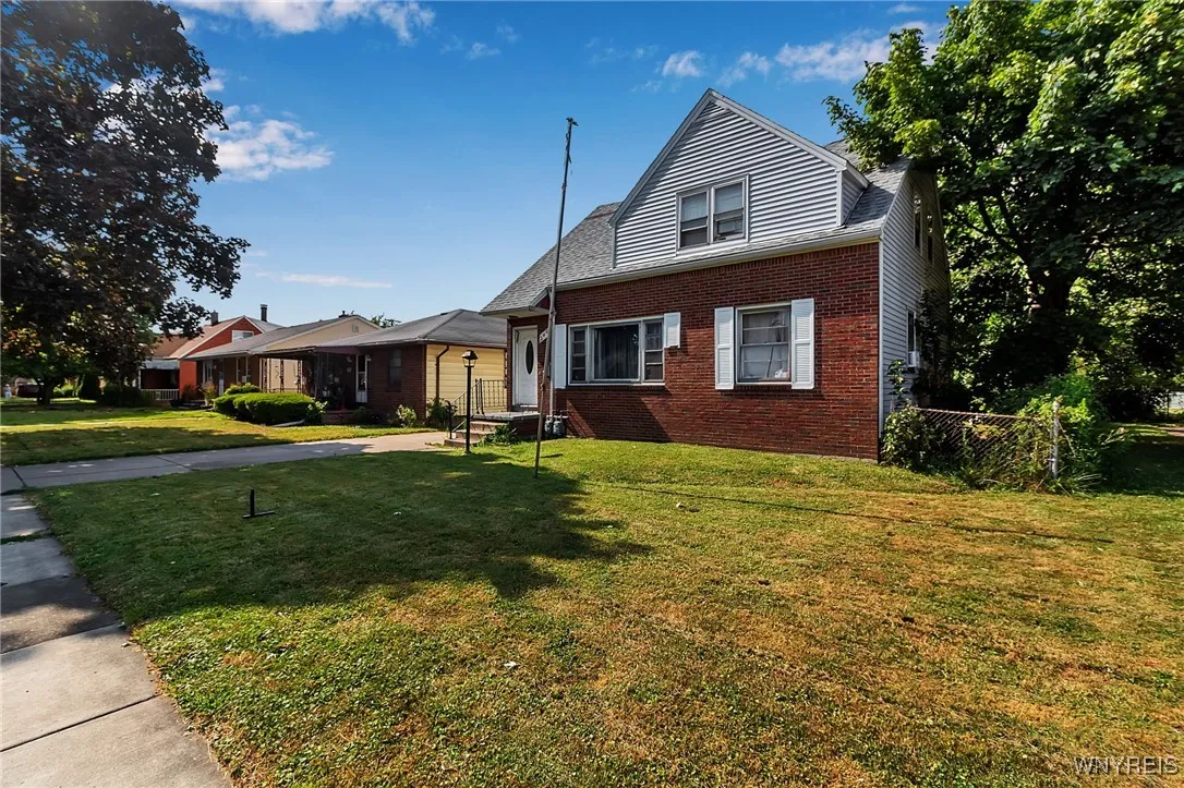 240 Okell Street, Buffalo, New York 14220, Buffalo, New York 14220, 3 Bedrooms Bedrooms, ,2 BathroomsBathrooms,Residential,For Sale,240 Okell Street, Buffalo, New York 14220,0,B1632824