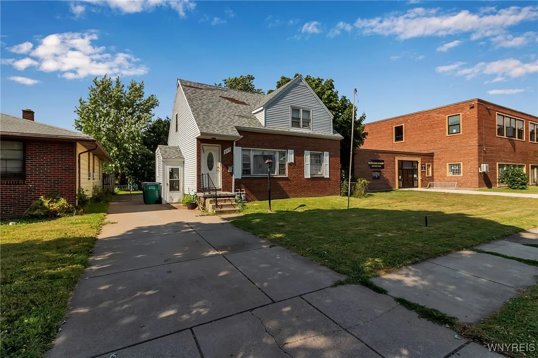 240 Okell Street, Buffalo, New York 14220, Buffalo, New York 14220, 3 Bedrooms Bedrooms, ,2 BathroomsBathrooms,Residential,For Sale,240 Okell Street, Buffalo, New York 14220,0,B1632824