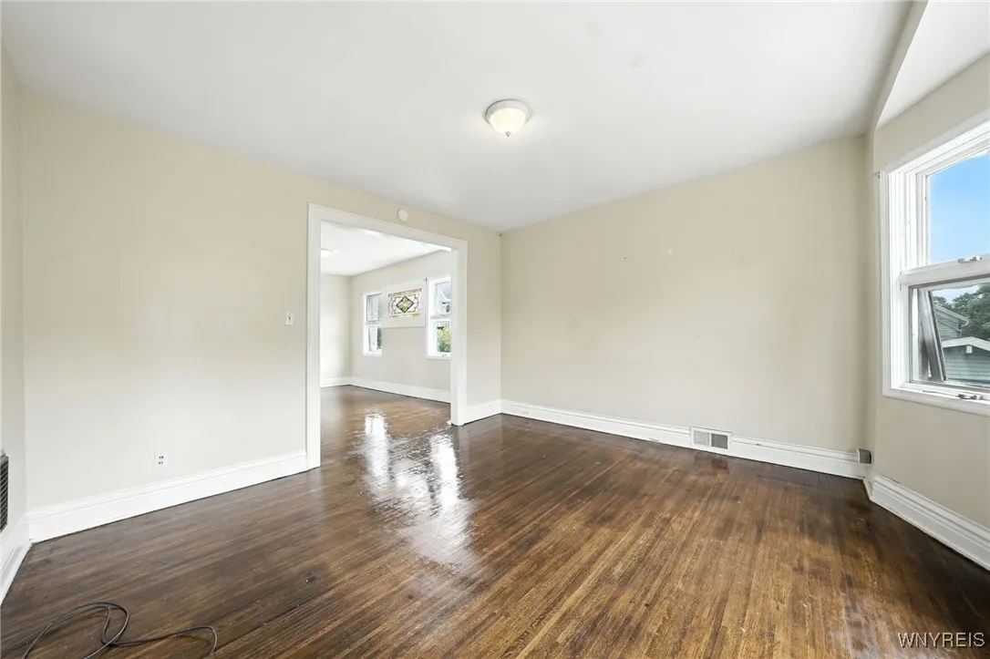 2nd floor living room