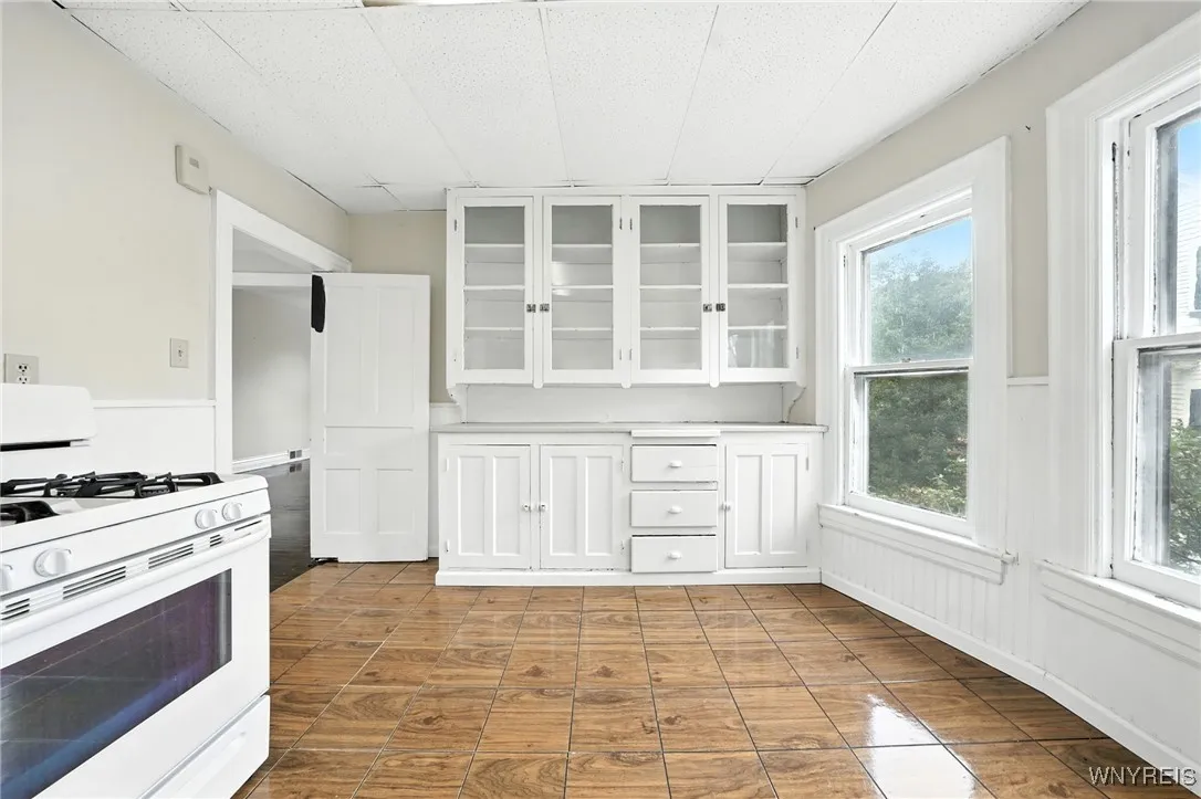 2nd floor kitchen