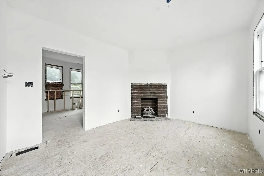 1st floor dining room looking into kitchen