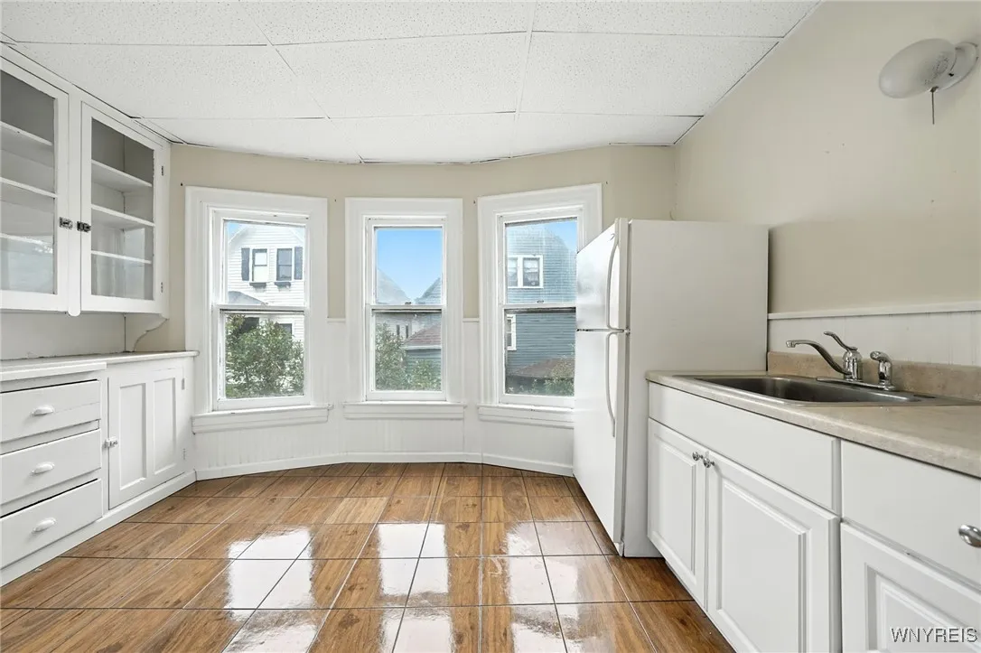 2nd floor kitchen