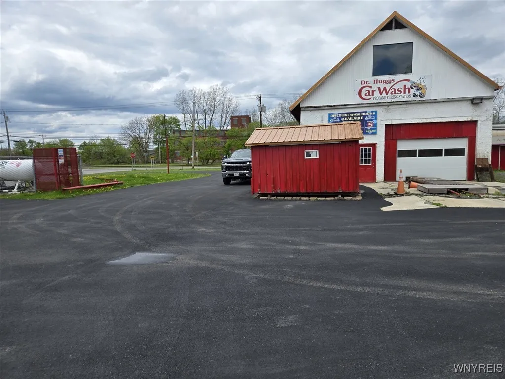 627 Erie Avenue, North Tonawanda, New York 14120, North Tonawanda, New York 14120, ,Commercial Sale,For Sale,627 Erie Avenue, North Tonawanda, New York 14120,B1632874