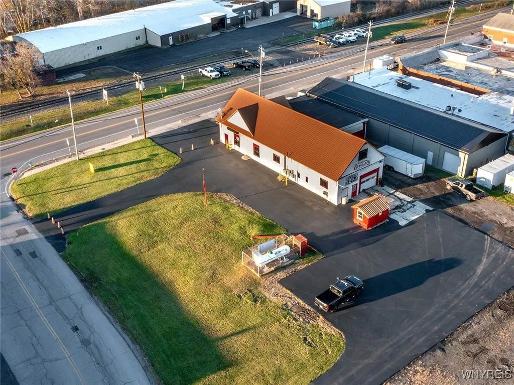 627 Erie Avenue, North Tonawanda, New York 14120, North Tonawanda, New York 14120, ,Commercial Sale,For Sale,627 Erie Avenue, North Tonawanda, New York 14120,B1632874