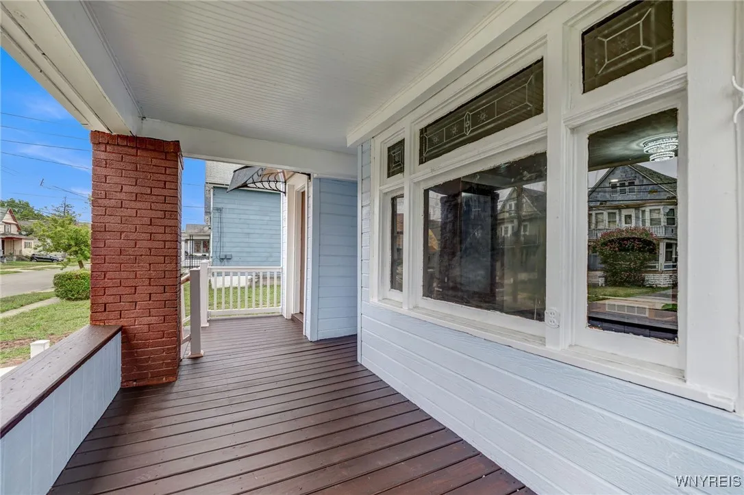 67 Urban Street, Buffalo, New York 14211, Buffalo, New York 14211, 6 Bedrooms Bedrooms, ,2 BathroomsBathrooms,Residential,For Sale,67 Urban Street, Buffalo, New York 14211,0,B1632796
