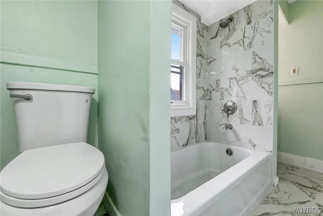 67 Urban Street, Buffalo, New York 14211, Buffalo, New York 14211, 6 Bedrooms Bedrooms, ,2 BathroomsBathrooms,Residential,For Sale,67 Urban Street, Buffalo, New York 14211,0,B1632796