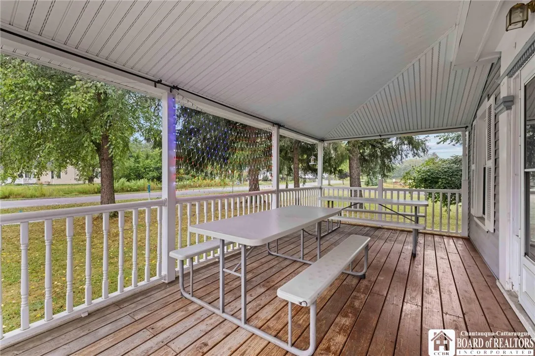 17 Haskell Avenue, Arcade, New York 14009, Arcade, New York 14009, 5 Bedrooms Bedrooms, 10 Rooms Rooms,2 BathroomsBathrooms,Residential,For Sale,17 Haskell Avenue, Arcade, New York 14009,0,R1631600