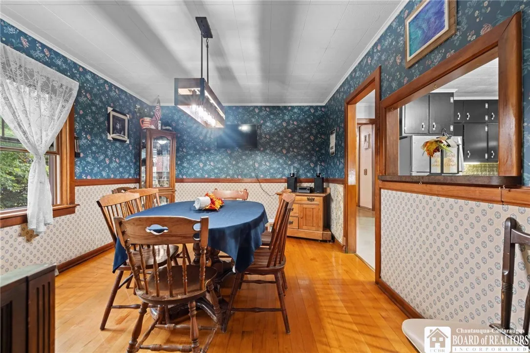 17 Haskell Avenue, Arcade, New York 14009, Arcade, New York 14009, 5 Bedrooms Bedrooms, 10 Rooms Rooms,2 BathroomsBathrooms,Residential,For Sale,17 Haskell Avenue, Arcade, New York 14009,0,R1631600