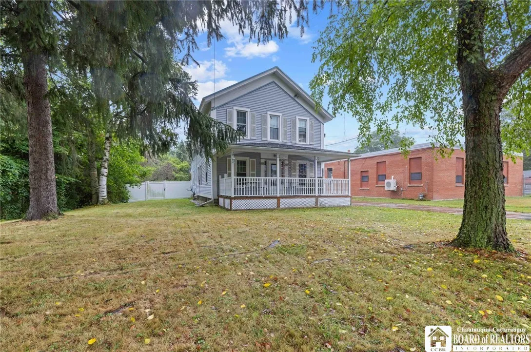 17 Haskell Avenue, Arcade, New York 14009, Arcade, New York 14009, 5 Bedrooms Bedrooms, 10 Rooms Rooms,2 BathroomsBathrooms,Residential,For Sale,17 Haskell Avenue, Arcade, New York 14009,0,R1631600