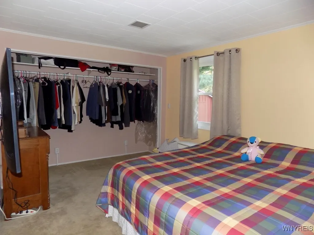 8910 Tonawanda Crk Road, Clarence, New York 14032, Clarence, New York 14032, 3 Bedrooms Bedrooms, 7 Rooms Rooms,2 BathroomsBathrooms,Residential,For Sale,8910 Tonawanda Crk Road, Clarence, New York 14032,B1627590