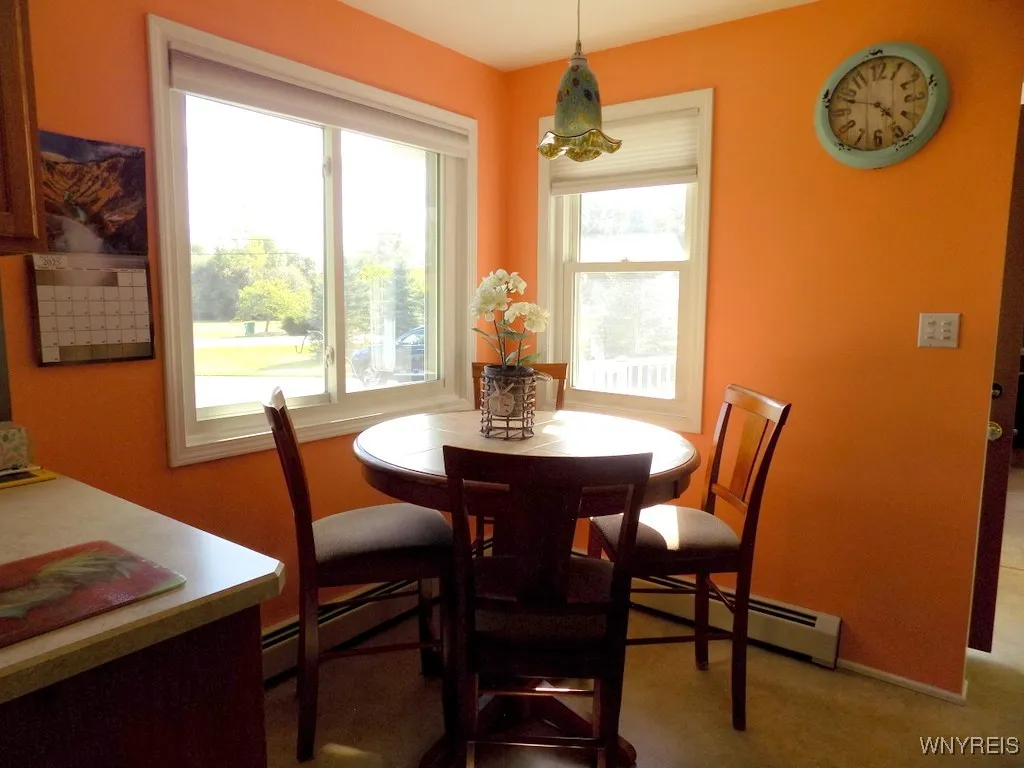 8910 Tonawanda Crk Road, Clarence, New York 14032, Clarence, New York 14032, 3 Bedrooms Bedrooms, 7 Rooms Rooms,2 BathroomsBathrooms,Residential,For Sale,8910 Tonawanda Crk Road, Clarence, New York 14032,B1627590
