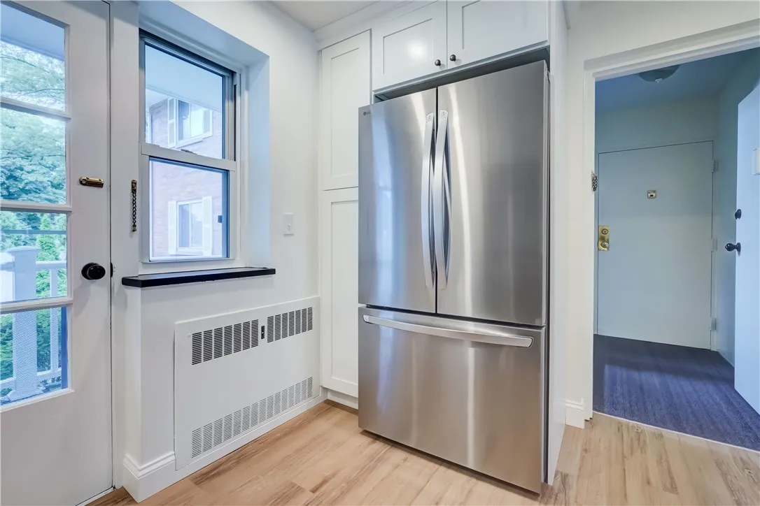 2405 East Avenue 3, Brighton, New York 14610, Brighton, New York 14610, 2 Bedrooms Bedrooms, 4 Rooms Rooms,2 BathroomsBathrooms,Residential Lease,For Rent,2405 East Avenue 3, Brighton, New York 14610,R1632886