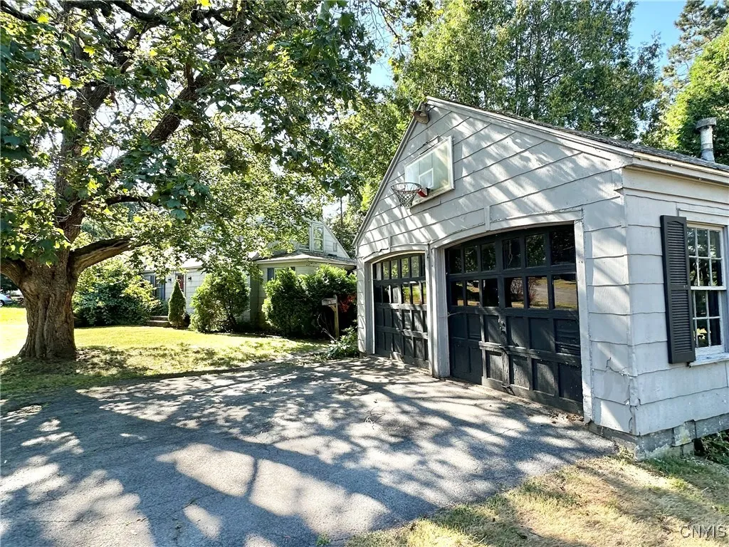 1021 Cayuga Street, Fulton, New York 13069, Fulton, New York 13069, 3 Bedrooms Bedrooms, 8 Rooms Rooms,1 BathroomBathrooms,Residential,For Sale,1021 Cayuga Street, Fulton, New York 13069,S1632887