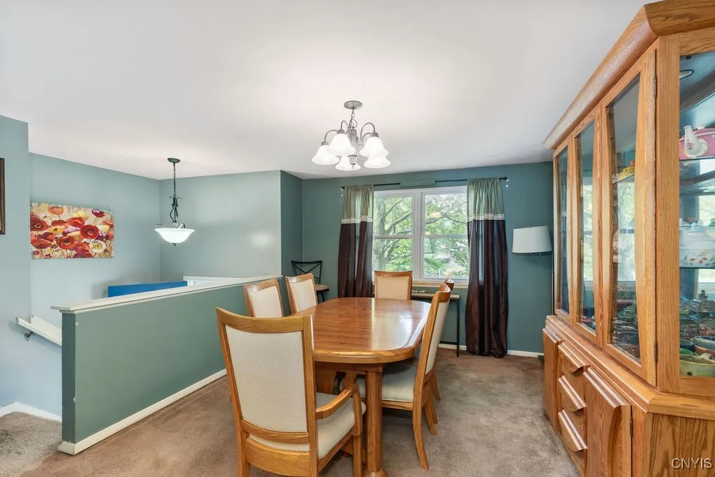 93 Ripplebrook Lane, Manlius, New York 13116, Manlius, New York 13116, 4 Bedrooms Bedrooms, 10 Rooms Rooms,2 BathroomsBathrooms,Residential,For Sale,93 Ripplebrook Lane, Manlius, New York 13116,S1632891