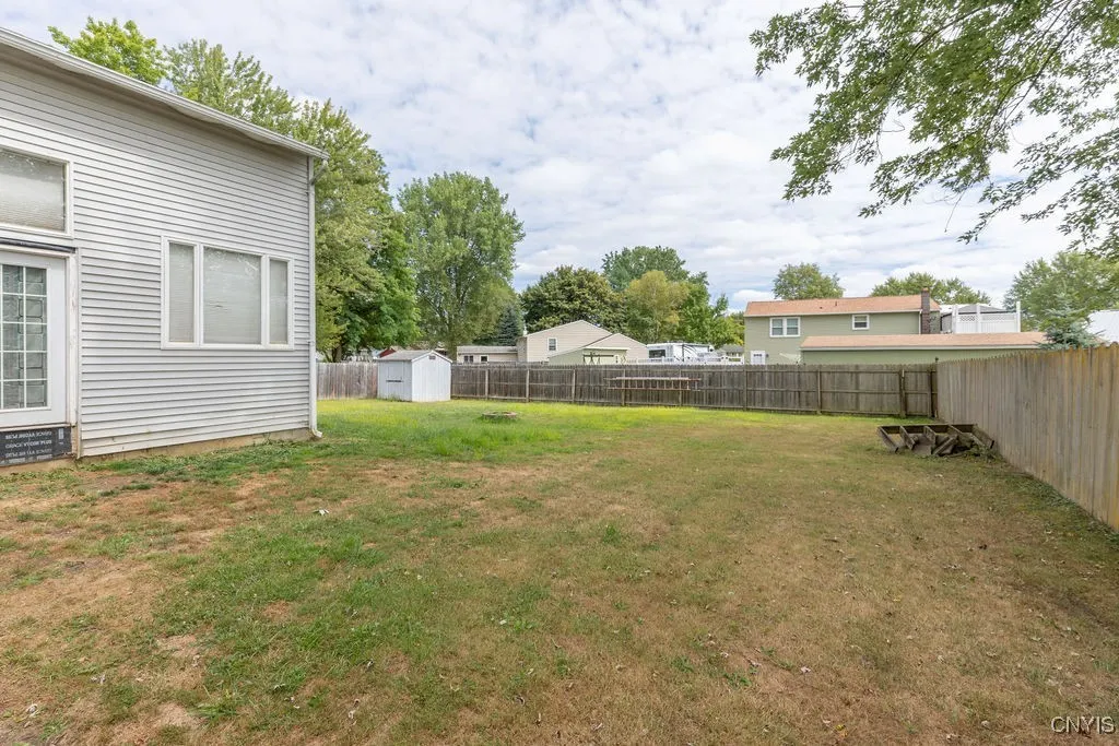 93 Ripplebrook Lane, Manlius, New York 13116, Manlius, New York 13116, 4 Bedrooms Bedrooms, 10 Rooms Rooms,2 BathroomsBathrooms,Residential,For Sale,93 Ripplebrook Lane, Manlius, New York 13116,S1632891