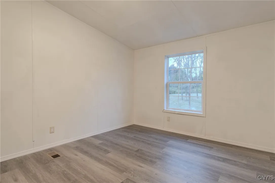 26085 Keyser Road, Le Ray, New York 13637, Le Ray, New York 13637, 3 Bedrooms Bedrooms, 8 Rooms Rooms,2 BathroomsBathrooms,Residential,For Sale,26085 Keyser Road, Le Ray, New York 13637,S1632567