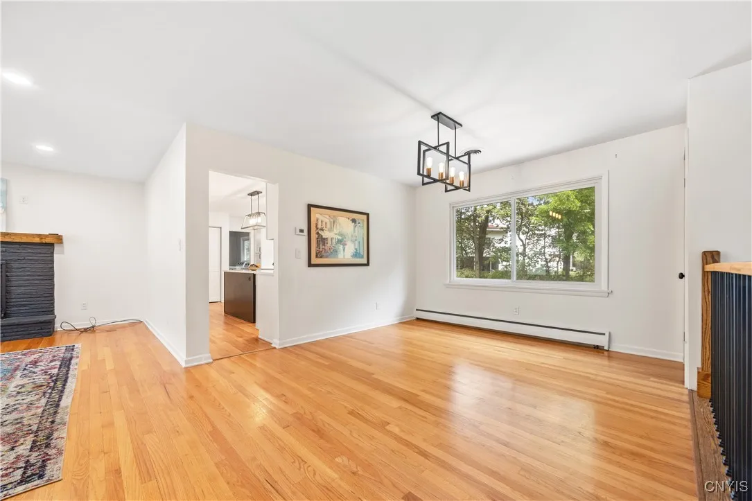 105 Saybrook Lane, Dewitt, New York 13214, De Witt, New York 13214, 3 Bedrooms Bedrooms, 9 Rooms Rooms,2 BathroomsBathrooms,Residential,For Sale,105 Saybrook Lane, Dewitt, New York 13214,S1628879