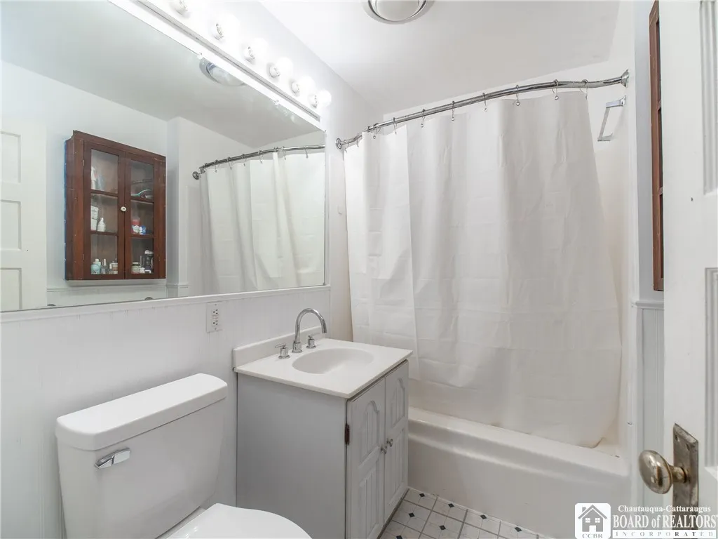 740 Deer Street, Dunkirk, New York 14048, Dunkirk, New York 14048, 3 Bedrooms Bedrooms, 9 Rooms Rooms,1 BathroomBathrooms,Residential,For Sale,740 Deer Street, Dunkirk, New York 14048,R1632916