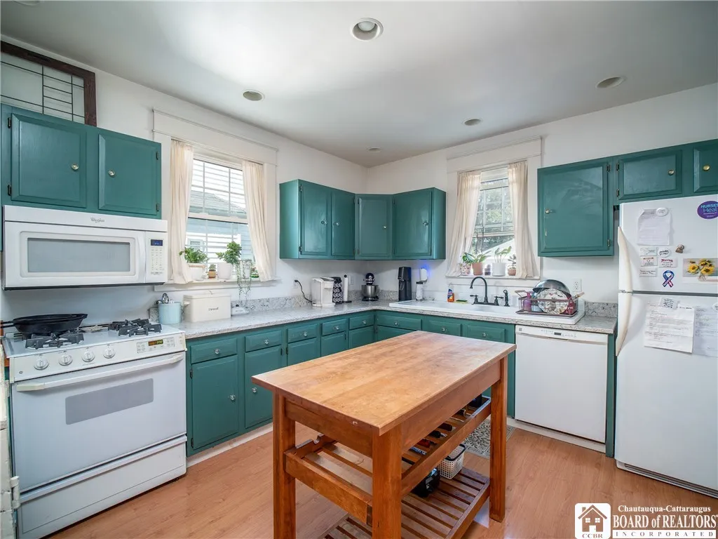 740 Deer Street, Dunkirk, New York 14048, Dunkirk, New York 14048, 3 Bedrooms Bedrooms, 9 Rooms Rooms,1 BathroomBathrooms,Residential,For Sale,740 Deer Street, Dunkirk, New York 14048,R1632916