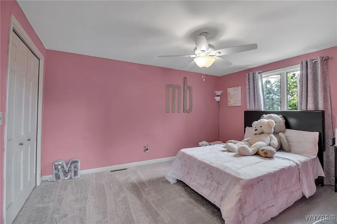 5553 Hidden Pines Court, Clarence, New York 14221, Clarence, New York 14221, 5 Bedrooms Bedrooms, 11 Rooms Rooms,2 BathroomsBathrooms,Residential,For Sale,5553 Hidden Pines Court, Clarence, New York 14221,B1632248