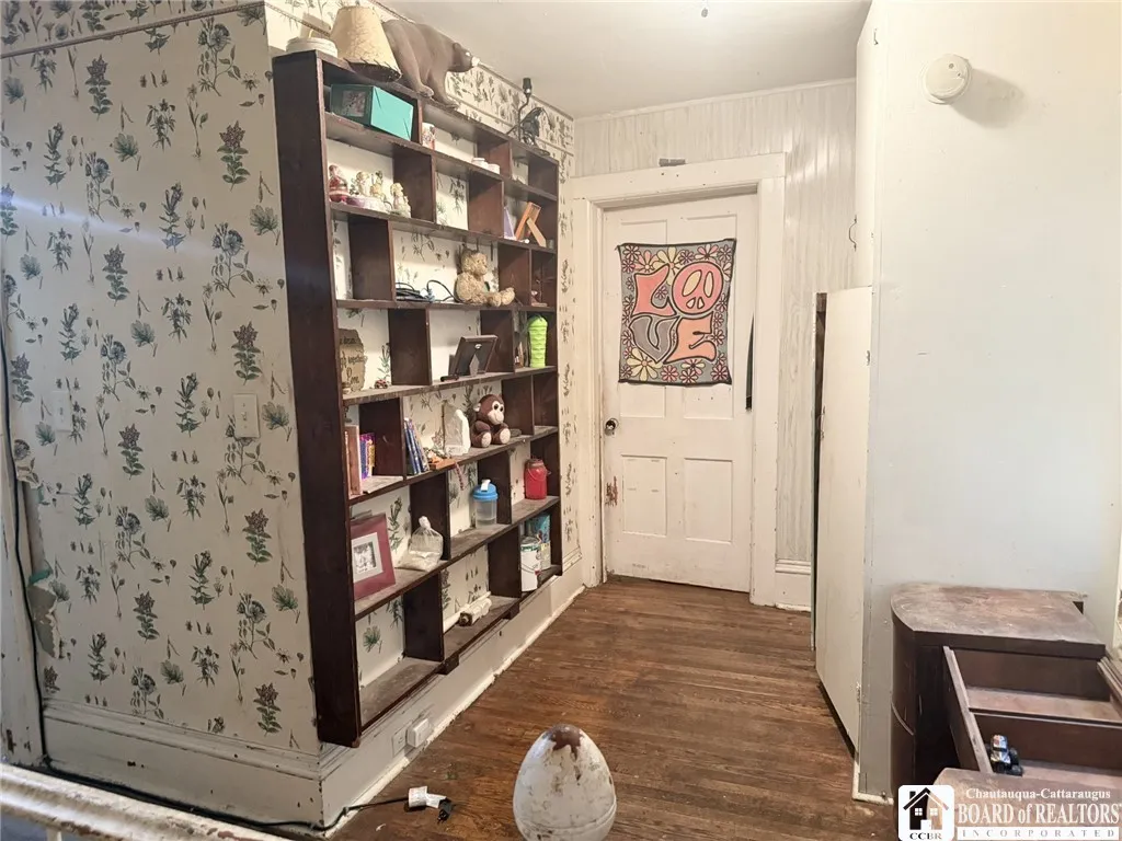 196 South Main Street, Jamestown, New York 14701, Jamestown, New York 14701, 4 Bedrooms Bedrooms, 9 Rooms Rooms,1 BathroomBathrooms,Residential,For Sale,196 South Main Street, Jamestown, New York 14701,R1626981