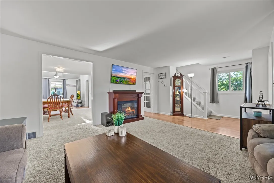 8739 Tuscarora Road, Niagara Falls, New York 14304, Niagara Falls, New York 14304, 3 Bedrooms Bedrooms, 9 Rooms Rooms,1 BathroomBathrooms,Residential,For Sale,8739 Tuscarora Road, Niagara Falls, New York 14304,B1632059