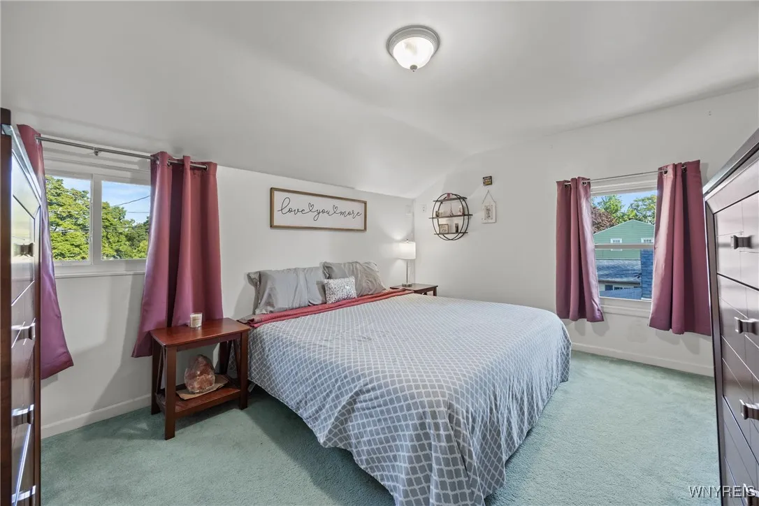 8739 Tuscarora Road, Niagara Falls, New York 14304, Niagara Falls, New York 14304, 3 Bedrooms Bedrooms, 9 Rooms Rooms,1 BathroomBathrooms,Residential,For Sale,8739 Tuscarora Road, Niagara Falls, New York 14304,B1632059