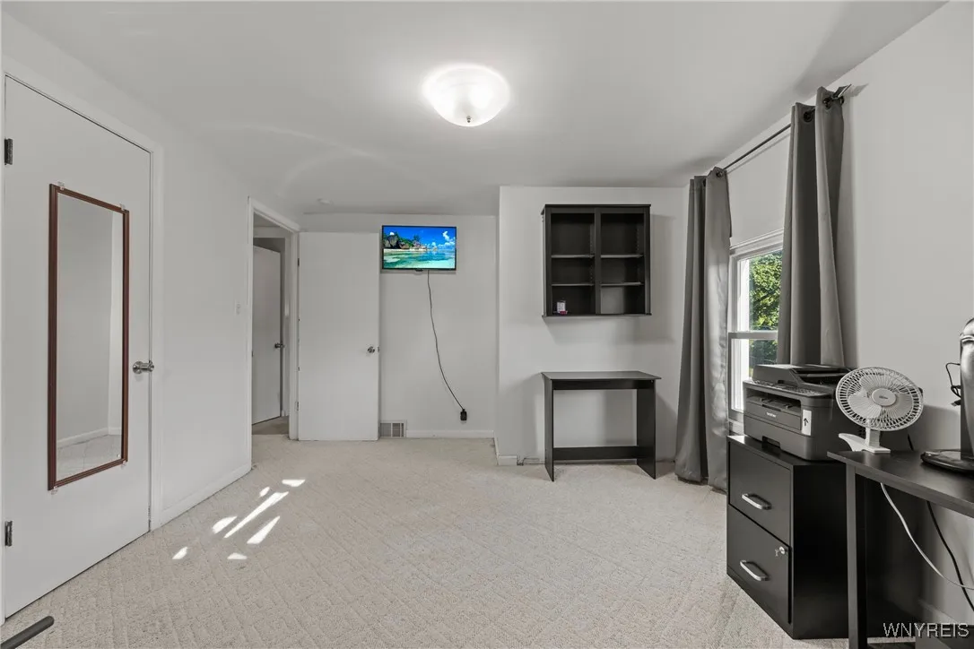 8739 Tuscarora Road, Niagara Falls, New York 14304, Niagara Falls, New York 14304, 3 Bedrooms Bedrooms, 9 Rooms Rooms,1 BathroomBathrooms,Residential,For Sale,8739 Tuscarora Road, Niagara Falls, New York 14304,B1632059