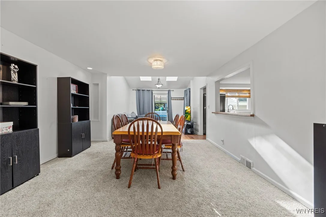8739 Tuscarora Road, Niagara Falls, New York 14304, Niagara Falls, New York 14304, 3 Bedrooms Bedrooms, 9 Rooms Rooms,1 BathroomBathrooms,Residential,For Sale,8739 Tuscarora Road, Niagara Falls, New York 14304,B1632059