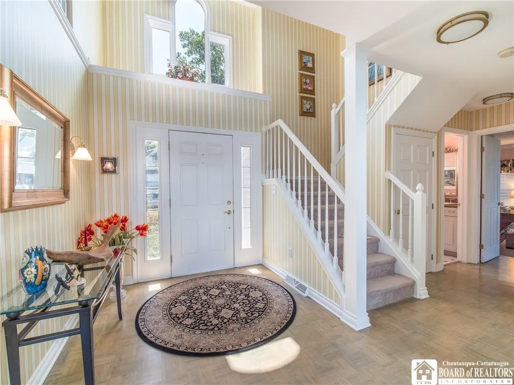 137 Chautauqua Escapes Avenue, North Harmony, New, North Harmony, New York 14757, 4 Bedrooms Bedrooms, 10 Rooms Rooms,2 BathroomsBathrooms,Residential,For Sale,137 Chautauqua Escapes Avenue, North Harmony, New ,R1631737
