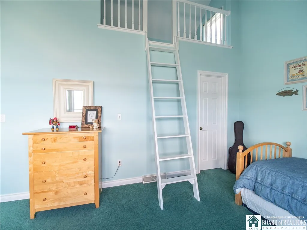 4th bed room loft area