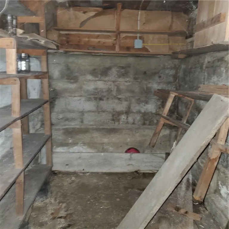 Look at all of this space for your root cellar! Stores those veggies and canned goods!